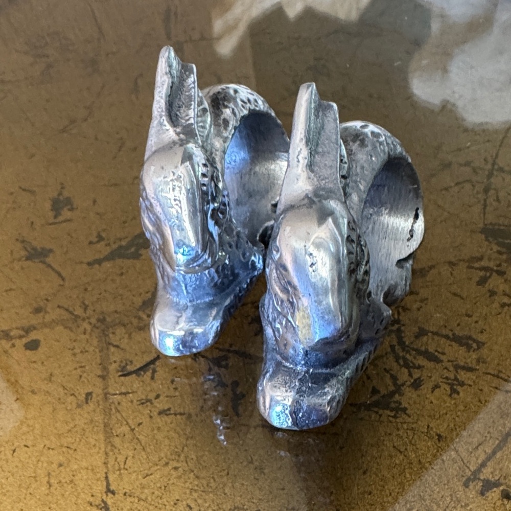 Set of 2 Silver Rabbit Napkin Rings - Picture 3 of 5